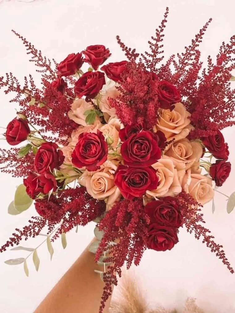 Wedding colours 2024: Viva Magenta