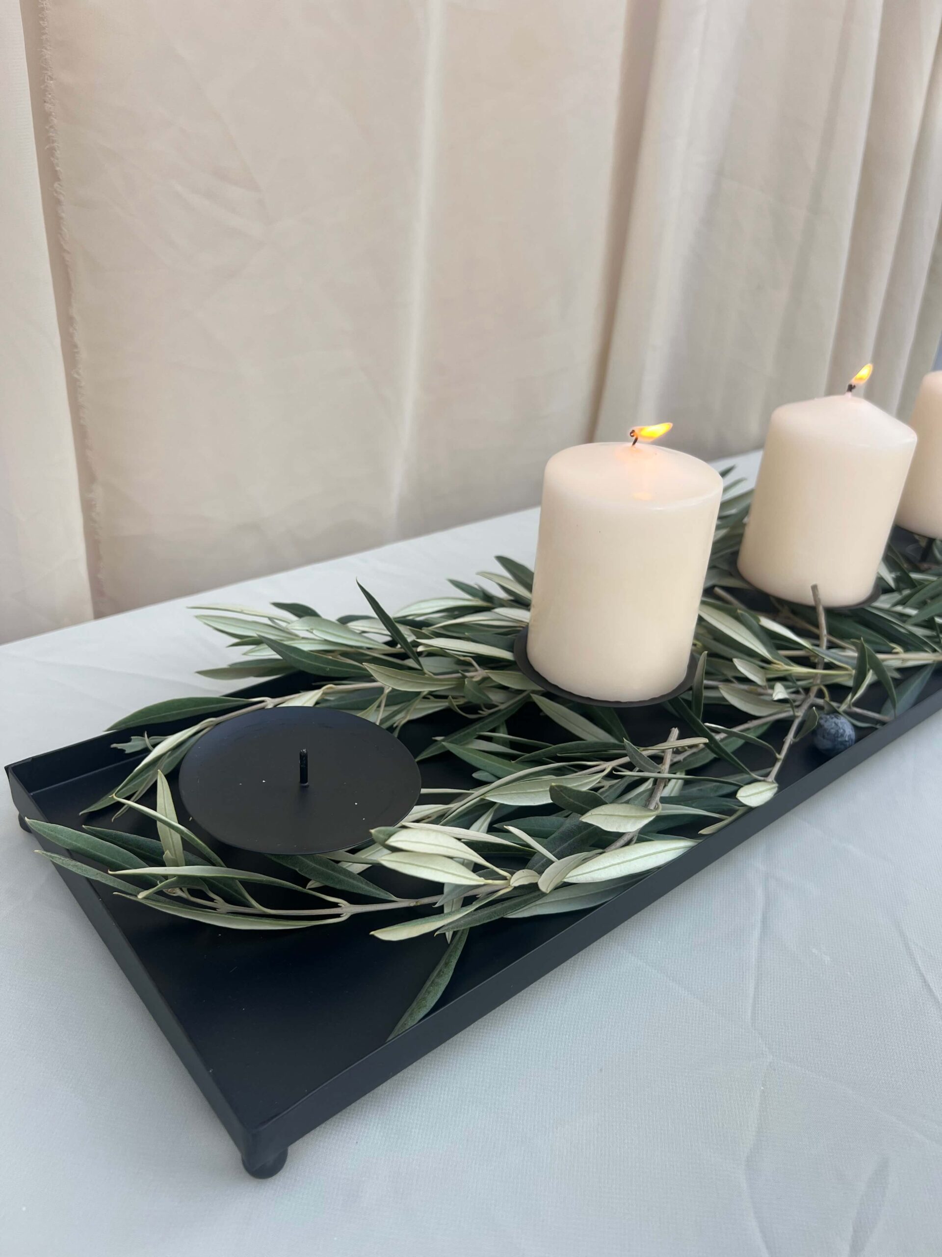 Black Metal Candle Holder - Imagen 3